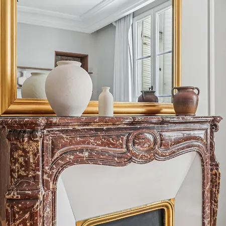 Magnificent Flat - 2br 6p - Champs Elysees Apartment